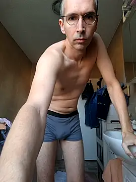 Snapshot of Geiler-boy313 chatting on 18, 3, 2026 Geiler-boy313 online show from 18, 3, 2026