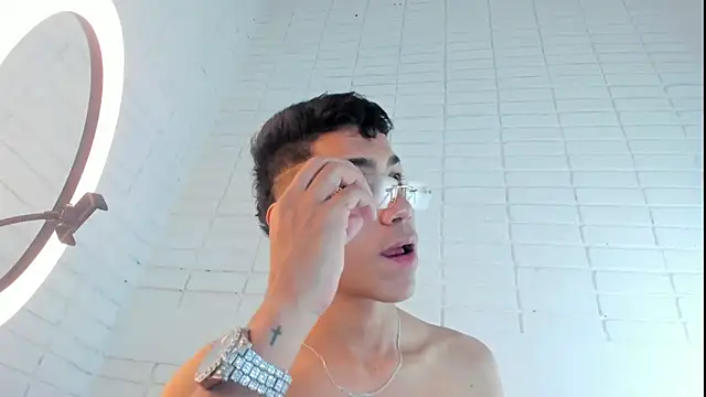 Snapshot of AlanNaughty chatting on 29, 12, 2024 AlanNaughty online show from 29, 12, 2024