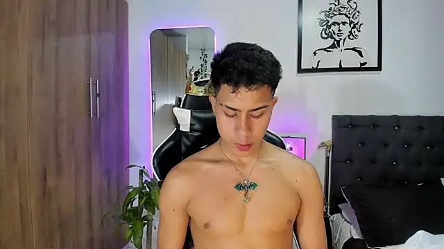 Snapshot of AlanNaughty chatting on 4, 2, 2026 AlanNaughty online show from 4, 2, 2026