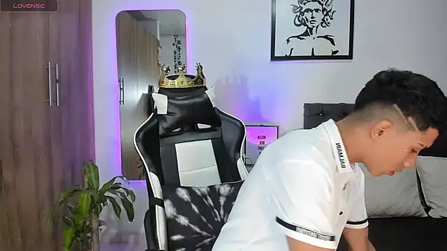 Snapshot of AlanNaughty chatting on 6, 2, 2026 AlanNaughty online show from 6, 2, 2026