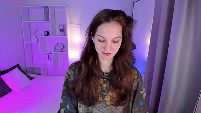 MirandaGlow online show from 9, 4, 2026