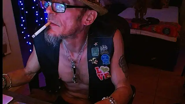 mycock2474u online show from 18, 2, 2025