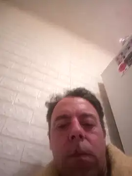 Snapshot of david_geam chatting on 10, 12, 2024 david geam online show from 10, 12, 2024