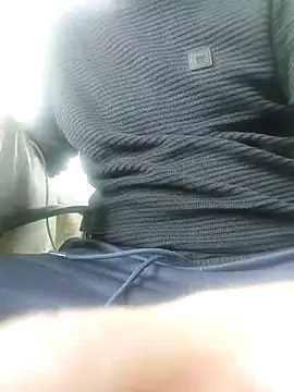 Snapshot of david_geam chatting on 14, 10, 2025 david geam online show from 14, 10, 2025