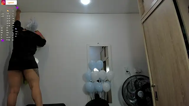 Snapshot of carolgaita chatting on 4, 4, 2026 carolgaita online show from 4, 4, 2026