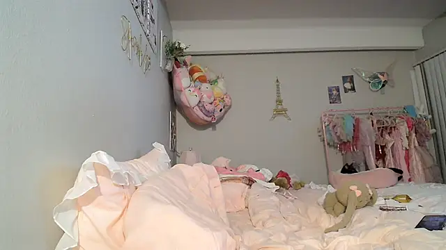 bunnypillow online show from 13, 3, 2025