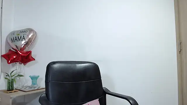 pattymaturex online show from 8, 1, 2025
