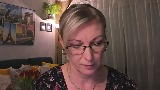 vanessa chat online show from 19, 2, 2025