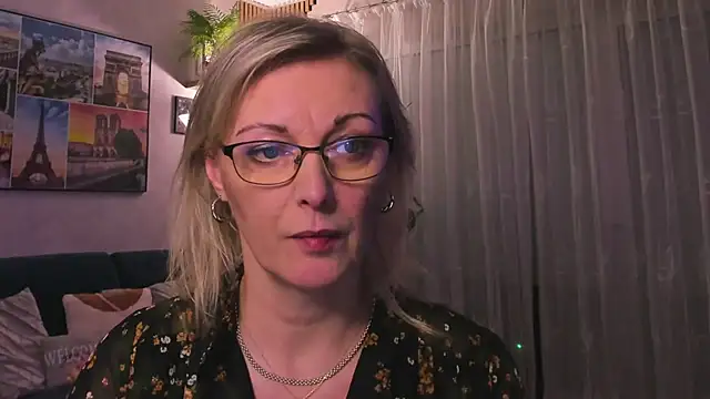 vanessa chat online show from 5, 3, 2025