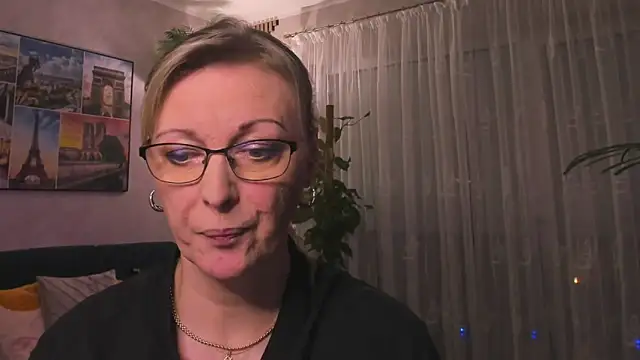 vanessa chat online show from 13, 3, 2025