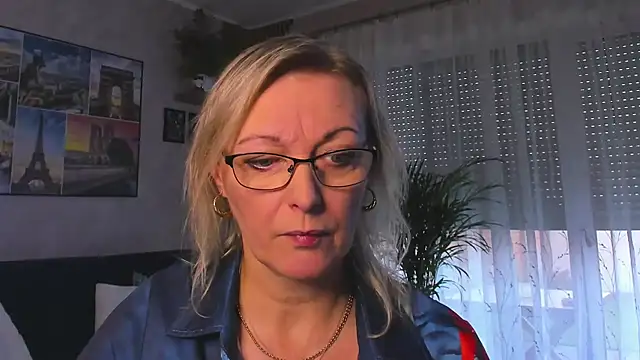 vanessa chat online show from 3, 12, 2025