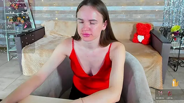 Snapshot of SusanSmit chatting on 13, 2, 2026 SusanSmit online show from 13, 2, 2026