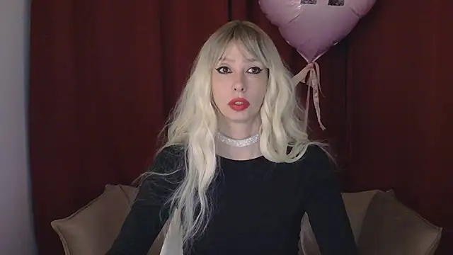 WhiteQueen888 online show from 2, 1, 2025
