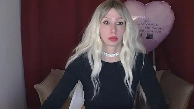 WhiteQueen888 online show from 6, 1, 2025