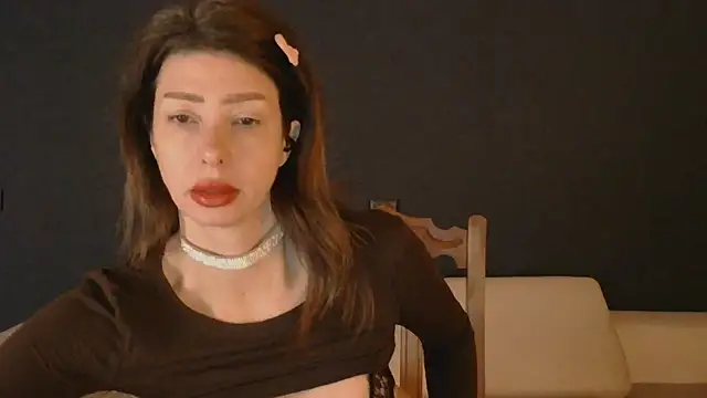 Snapshot of WhiteQueen888 chatting on 12, 11, 2025 WhiteQueen888 online show from 12, 11, 2025