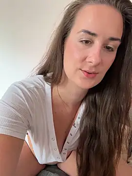 EllaMae online show from 25, 4, 2026