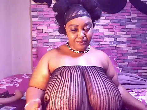 Snapshot of BustySavita chatting on 17, 4, 2026 BustySavita online show from 17, 4, 2026