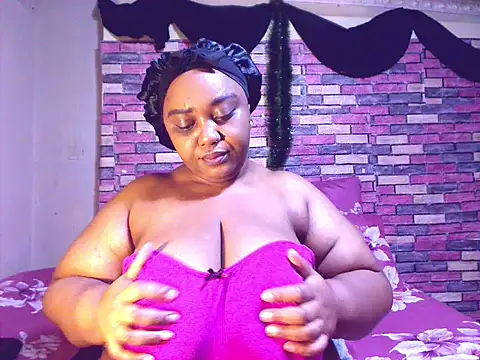 Snapshot of BustySavita chatting on 16, 5, 2026 BustySavita online show from 16, 5, 2026