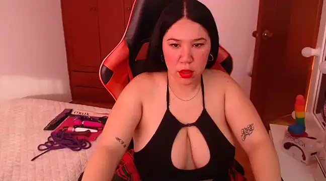 megan slut1 online show from 1, 3, 2025