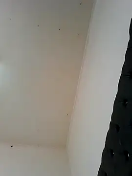 MySweetBitch143 online show from 30, 9, 2025