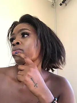 Snapshot of LuciousLips96 chatting on 28, 1, 2025 LuciousLips96 online show from 28, 1, 2025