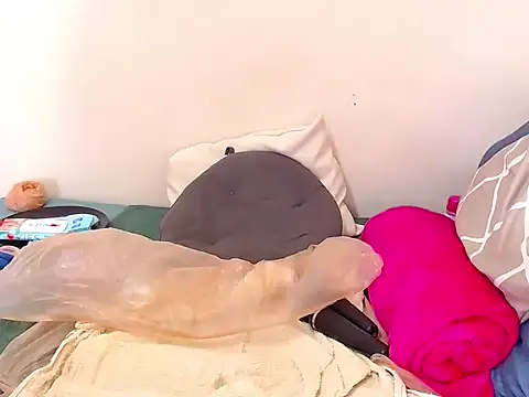 Snapshot of LuciousLips96 chatting on 20, 3, 2025 LuciousLips96 online show from 20, 3, 2025