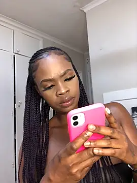 Snapshot of LuciousLips96 chatting on 24, 9, 2025 LuciousLips96 online show from 24, 9, 2025