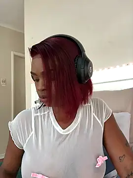 Snapshot of LuciousLips96 chatting on 3, 12, 2025 LuciousLips96 online show from 3, 12, 2025