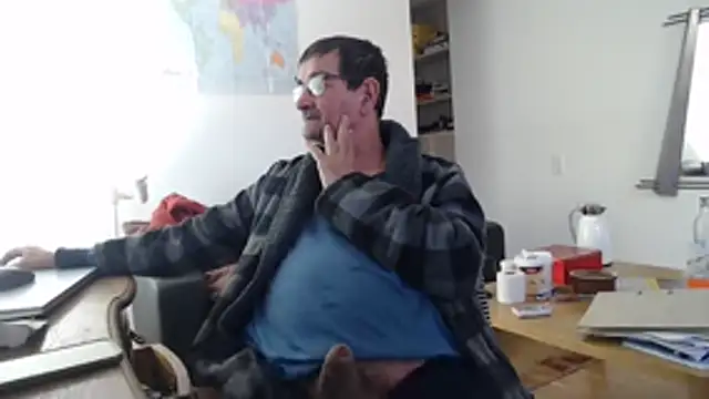 Snapshot of silvio-aus-luzern-CH chatting on 4, 3, 2026 silvio-aus-luzern-CH online show from 4, 3, 2026