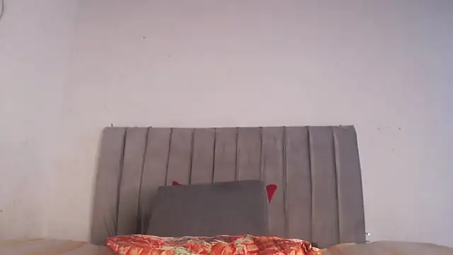 Snapshot of sabrina_mora chatting on 19, 3, 2026 sabrina mora online show from 19, 3, 2026