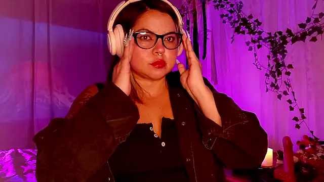 Satyn doll online show from 16, 12, 2024