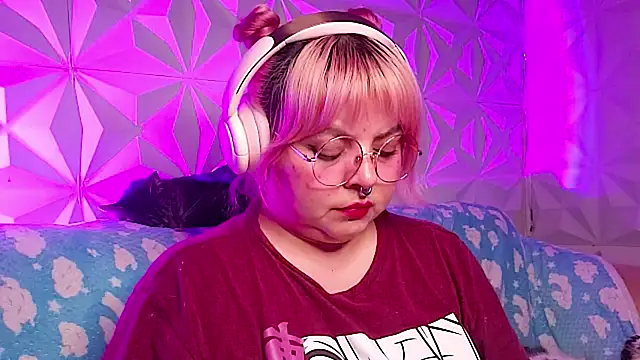 Satyn doll online show from 6, 3, 2026