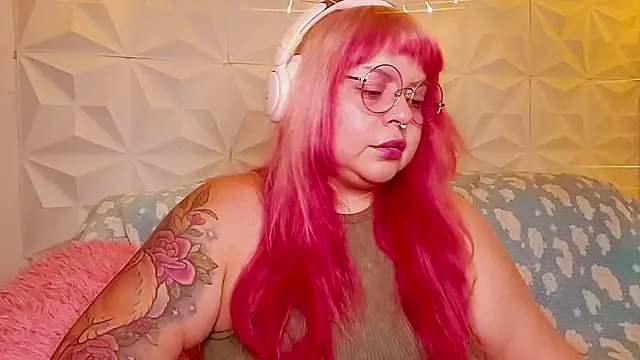 Satyn doll online show from 21, 6, 2026