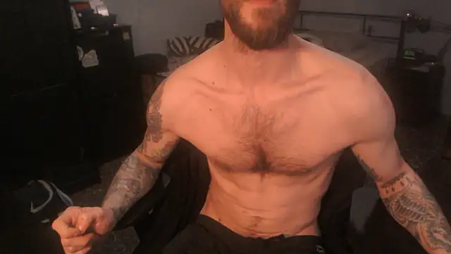 Snapshot of SexxxyLouis chatting on 27, 2, 2026 SexxxyLouis online show from 27, 2, 2026