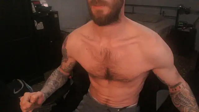 Snapshot of SexxxyLouis chatting on 28, 2, 2026 SexxxyLouis online show from 28, 2, 2026