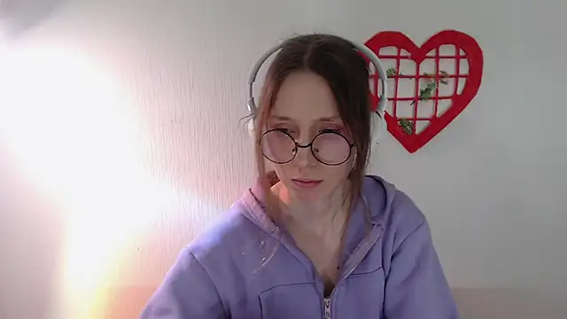  Hanna Moon  online show from 30, 5, 2026