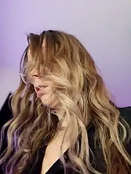 LilyOrion online show from 8, 3, 2026