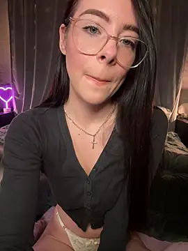Snapshot of Carmen_Monroe chatting on 18, 1, 2026 Carmen Monroe online show from 18, 1, 2026