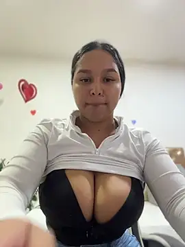 Snapshot of Fancyxlove chatting on 9, 7, 2026 Fancyxlove online show from 9, 7, 2026