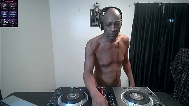 Snapshot of longdick4you8686 chatting on 6, 11, 2025 longdick4you8686 online show from 6, 11, 2025