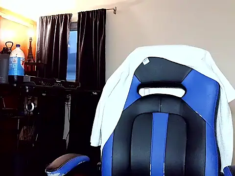 Snapshot of longdick4you8686 chatting on 19, 3, 2026 longdick4you8686 online show from 19, 3, 2026