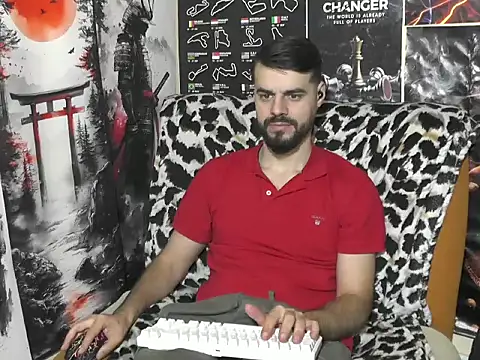 Snapshot of 00george chatting on 14, 12, 2025 00george online show from 14, 12, 2025