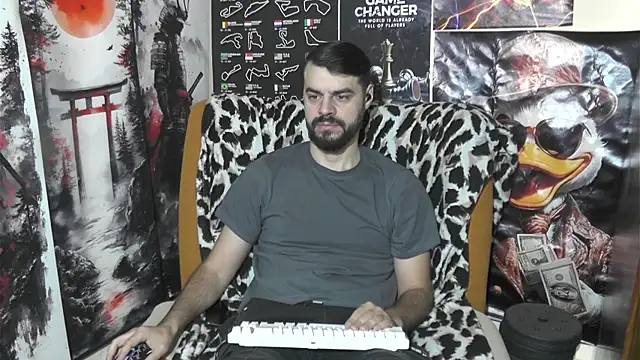 Snapshot of 00george chatting on 10, 1, 2026 00george online show from 10, 1, 2026