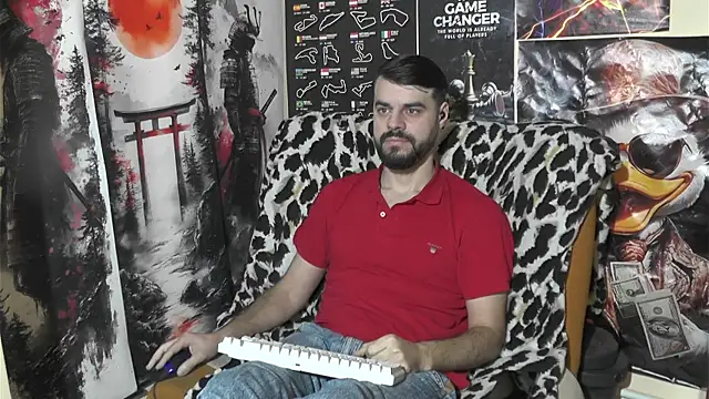 Snapshot of 00george chatting on 5, 2, 2026 00george online show from 5, 2, 2026