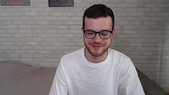 Alexxx horny online show from 27, 7, 2026