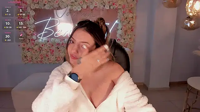 AmyWood online show from 24, 12, 2024