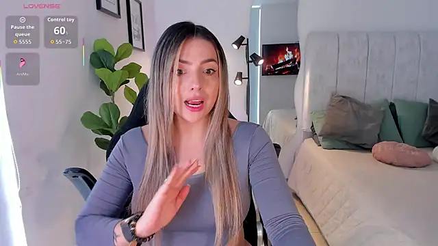 AmyWood online show from 6, 5, 2026