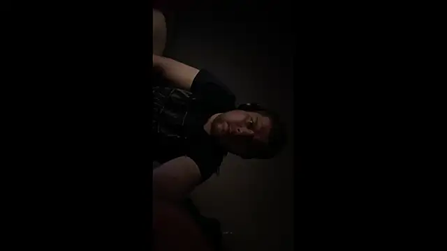 Czechyoungboy online show from 22, 12, 2025