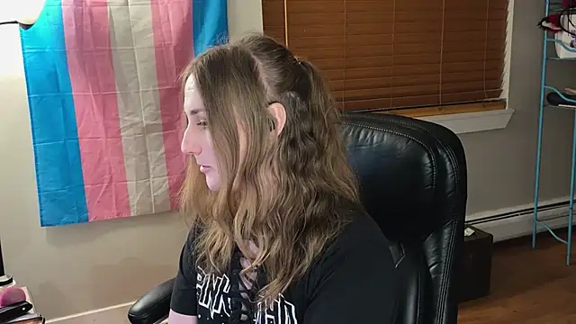 luluvaladon online show from 26, 9, 2025