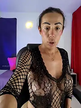 YOURSDEBORA online show from 13, 12, 2024